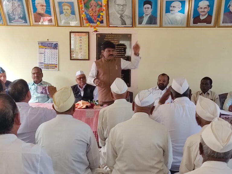 ज्येष्ठ नागरिकांना वयोश्री योजनेचा लाभ देण्यासाठी प्रयत्नशील- खा. गोडसे
