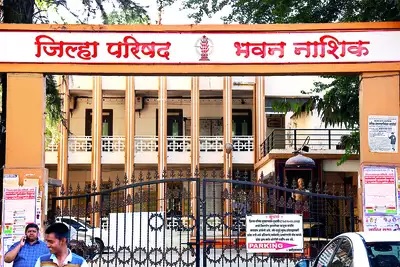 जि.प. तील ३२ आरोग्य कर्मचार्‍यांना पदोन्नती